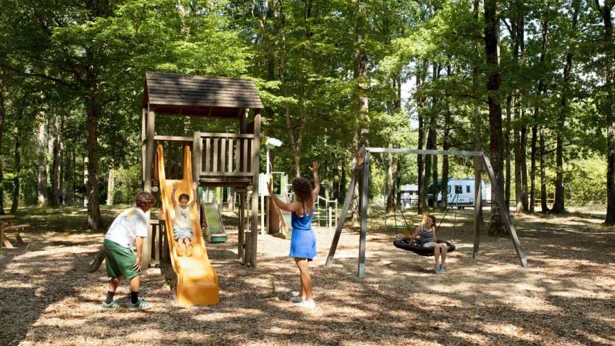 Camping La Mignardière****