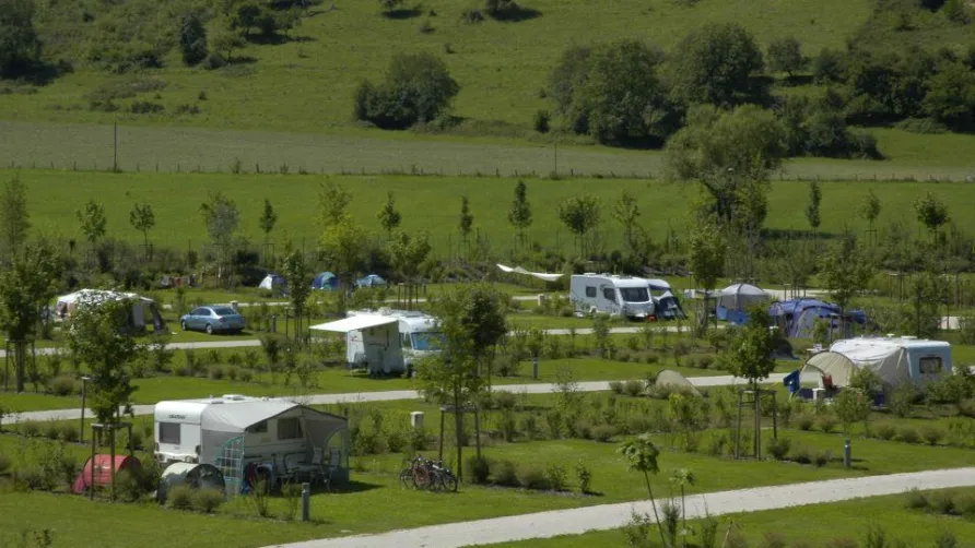 Domaine La Roche D'Ully ****