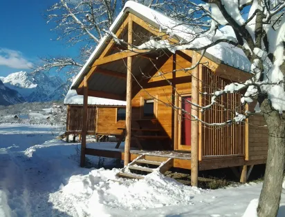 Les chalets Huttopia de Bourg-St-Maurice