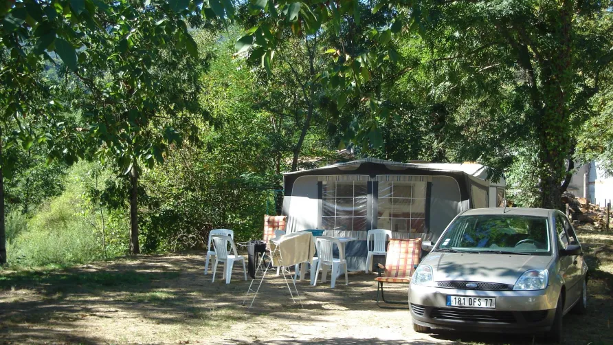 CAMPING CHASSELOUVE
