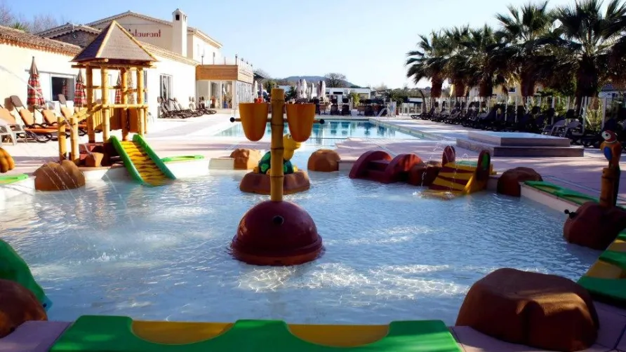 Holiday Marina Resort