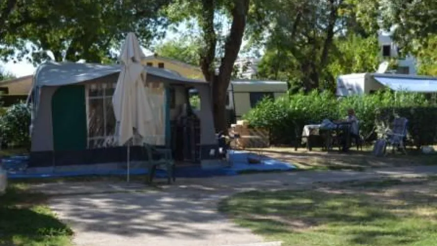 Bungalows du Golfe - Camping les Pruniers
