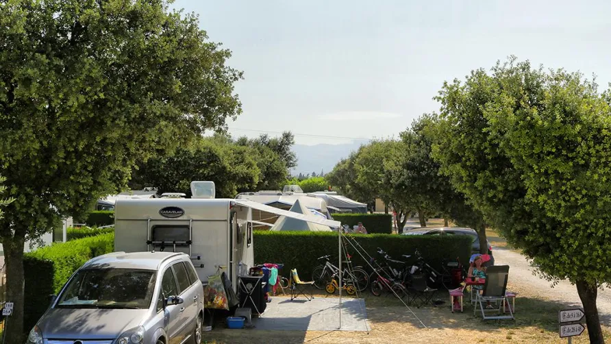 Camping des Favards