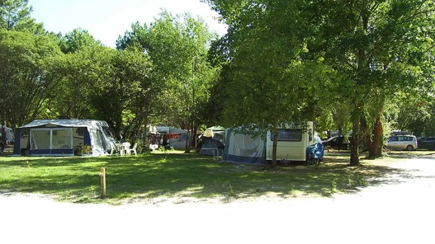 Camping Paradis Le Tastesoule
