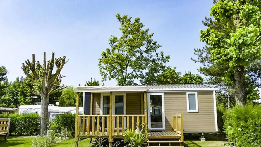 Flower Camping Le Nauzan Plage