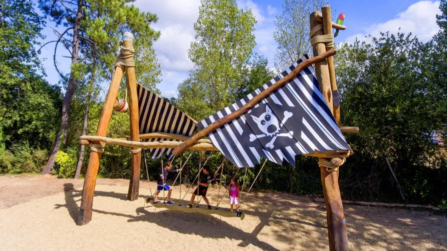 Capfun - Camping Le Cénic