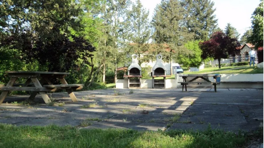 Camping de l'Orangerie du Domaine de Giraud