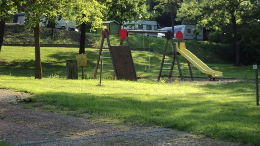 Camping de l'Orangerie du Domaine de Giraud