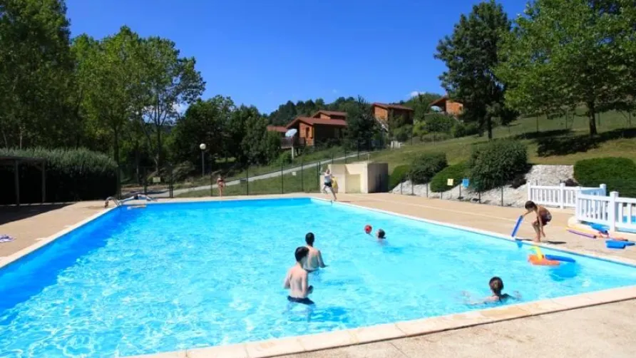 Camping Pierrageai
