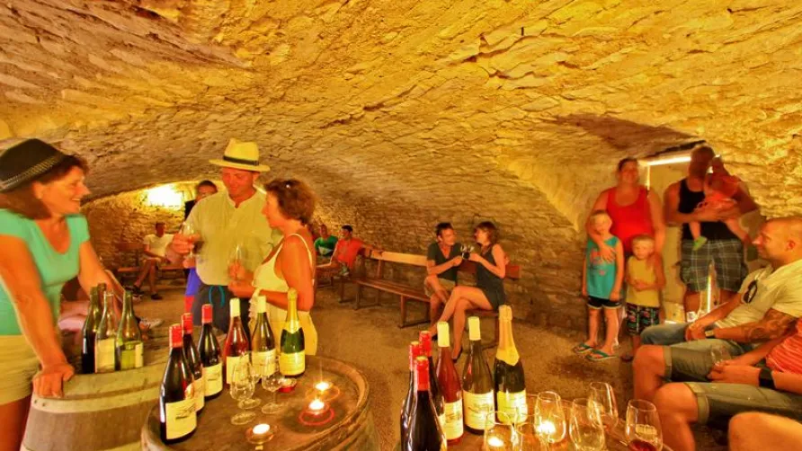Castel Camping Château de L'Epervière