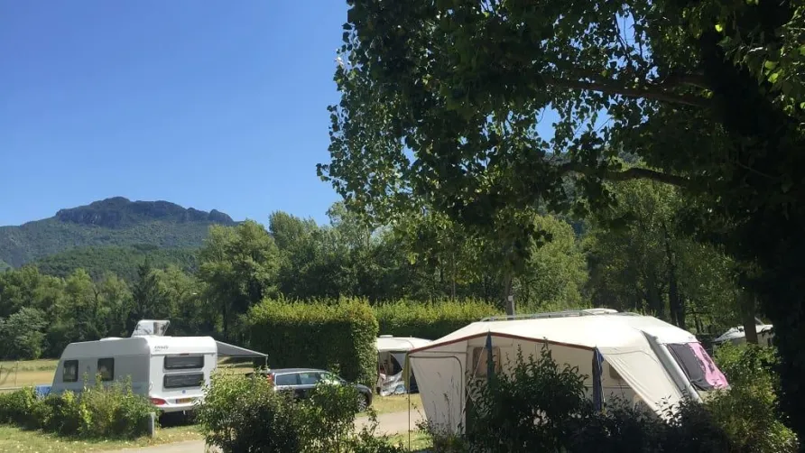 Camping Les Chapelains