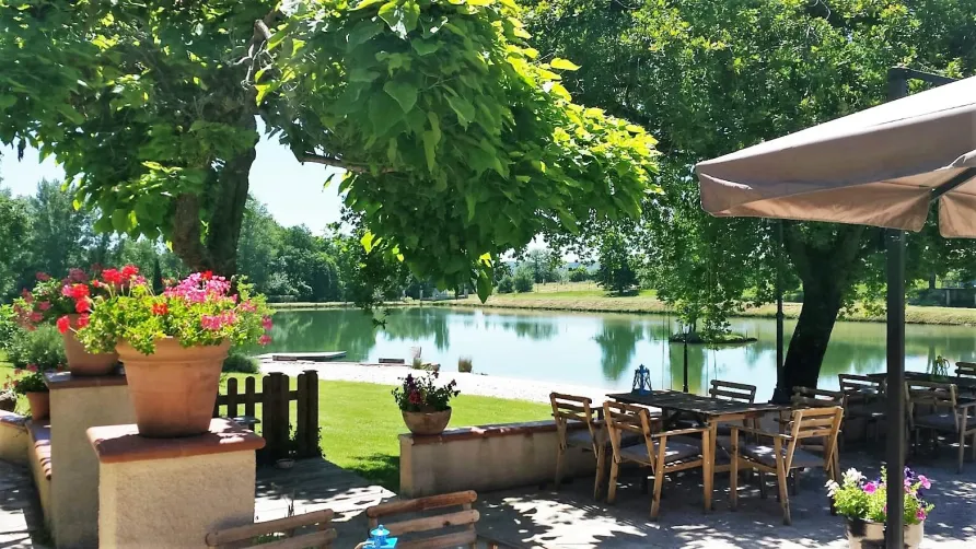 Castel Whaka Lodge - Lifestyle Nature Camp