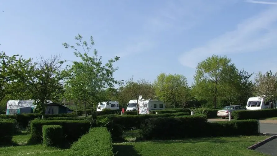 Camping d'Angers - Lac de Maine