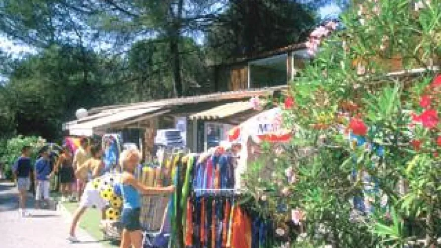 YELLOH! VILLAGE - Camping Plage du Dramont