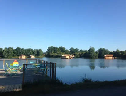 Camping Sandaya Village Flottant de Pressac
