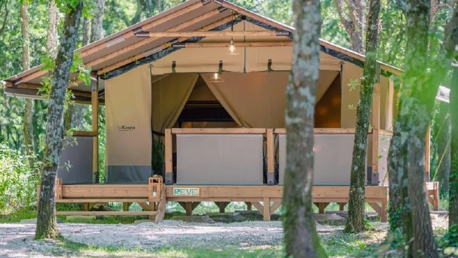 Flower Camping LES TRUFFIERES