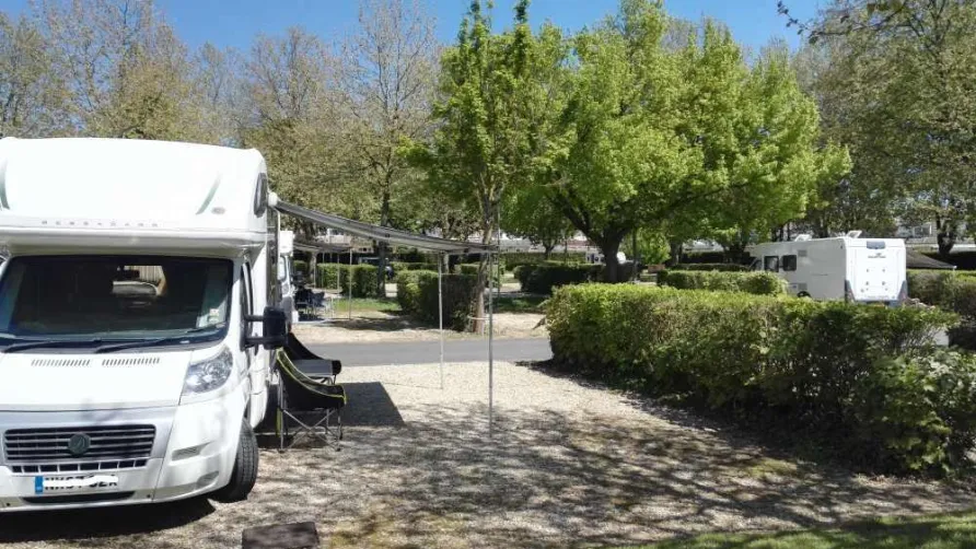Camping de Bourges