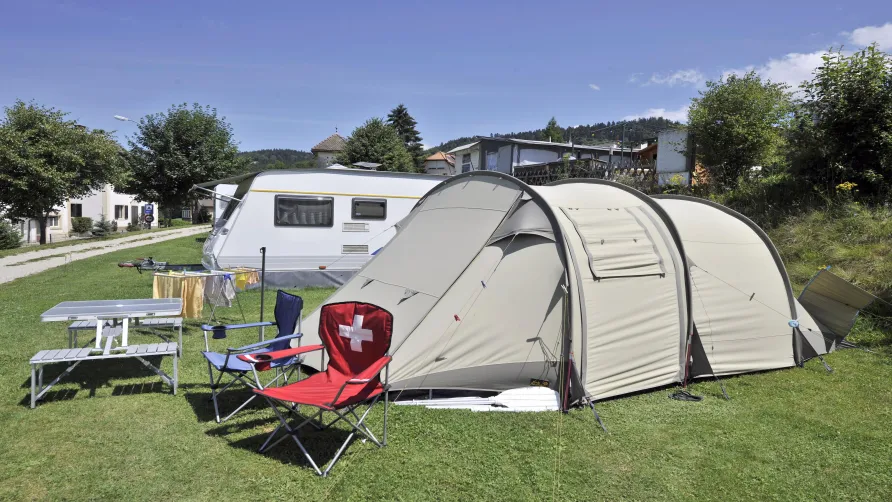 Camping Lac des Brenets