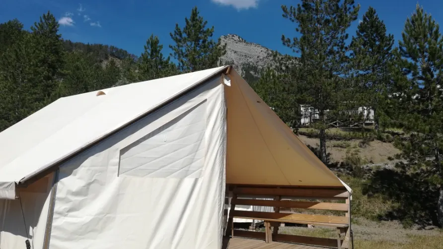 Flower Camping Le Clot du Jay