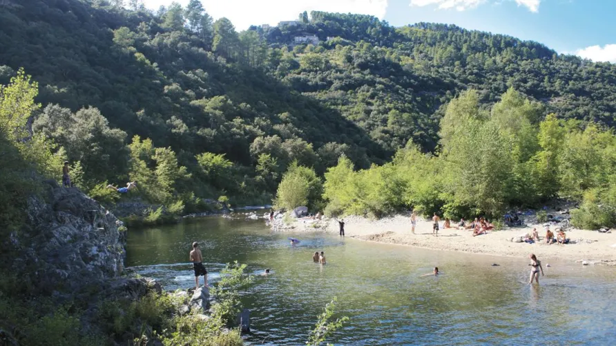 CAMPING LES CHATAIGNIERS