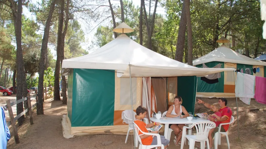 Camping Le Ruou
