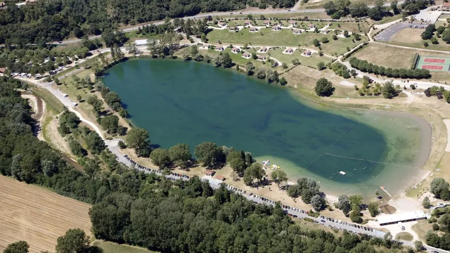 Domaine du Lac de Champos