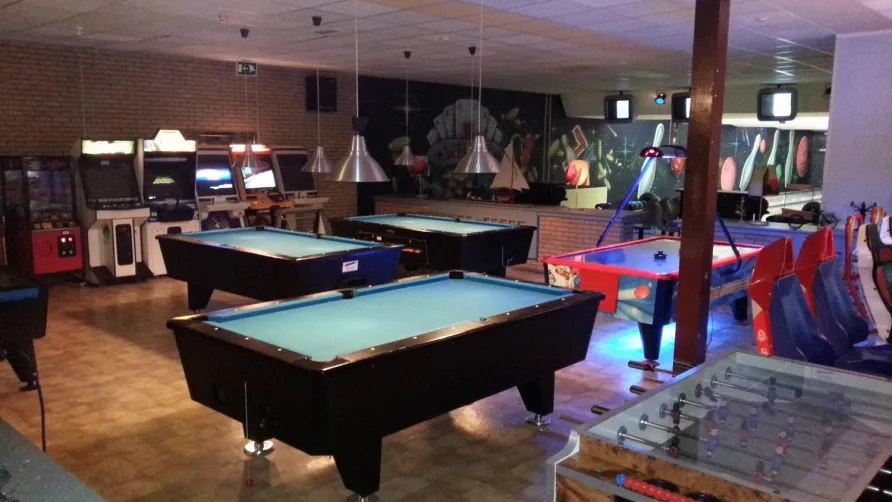 Recreatiepark en Jachthaven De Scherpenhof