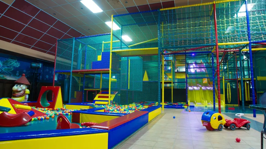 Recreatiepark en Jachthaven De Scherpenhof