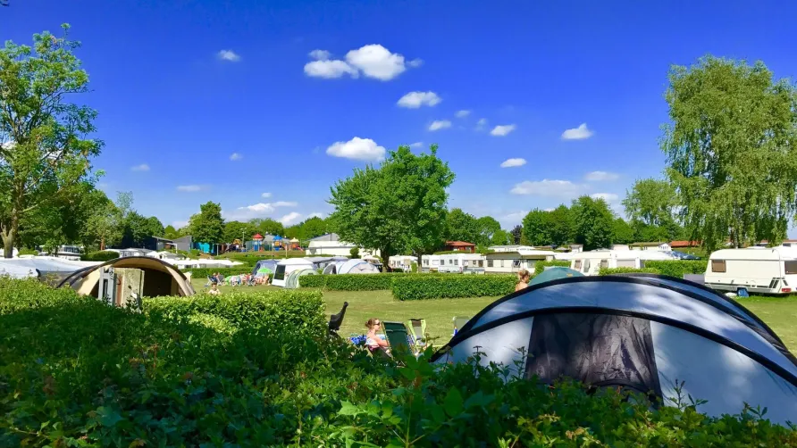 Recreatiepark en Jachthaven Rhederlaagse Meren