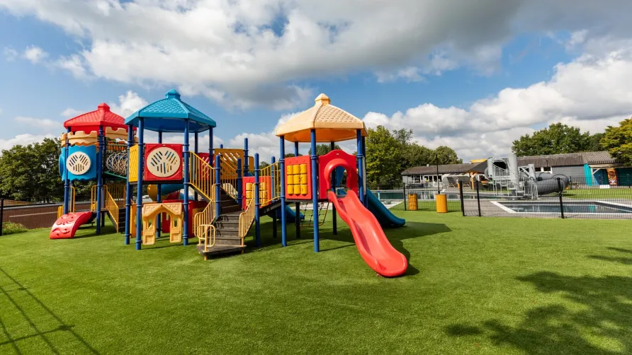 Recreatiepark en Jachthaven Rhederlaagse Meren