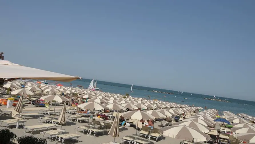 Club del Sole Adriano Family Collection