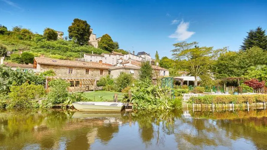 Capfun - Camping Le Hameau du Petit Lay***