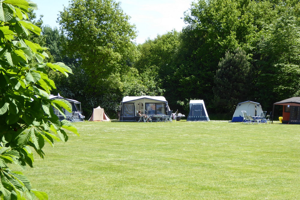 Camping de Bronzen Emmer