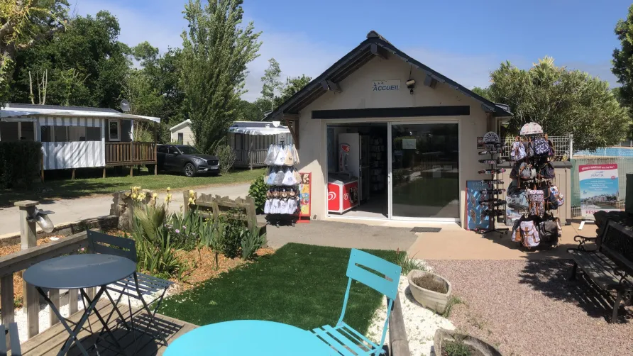 Camping LES MOUETTES