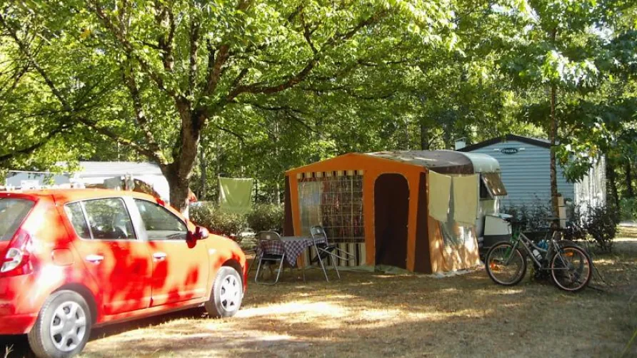 Camping Naturiste du Lac de Lislebonne
