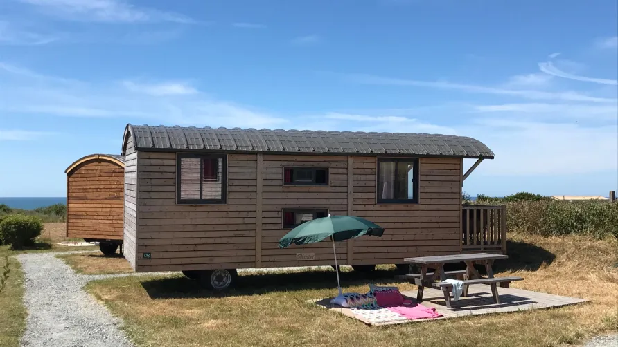 Huttopia Les Falaises - Normandie