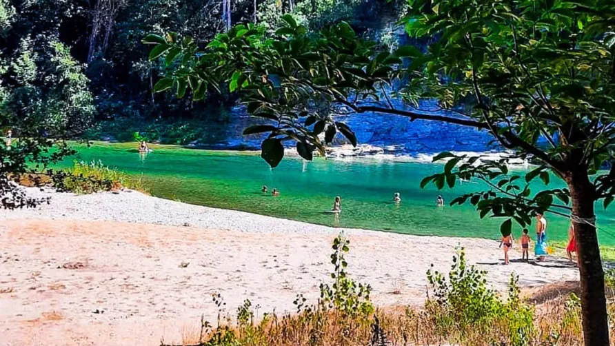 Camping LES CERISIERS