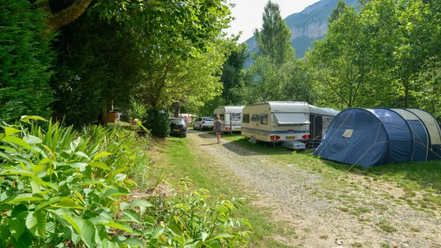 Camping LES CERISIERS