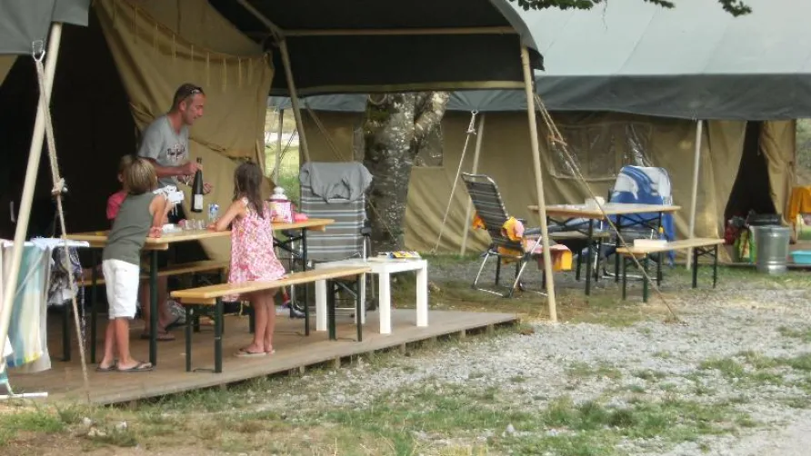 Camping Les Sapins de Correze