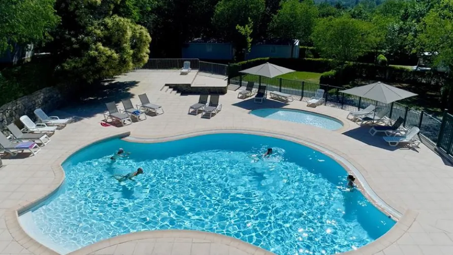 CAMPING LES CHATAIGNIERS