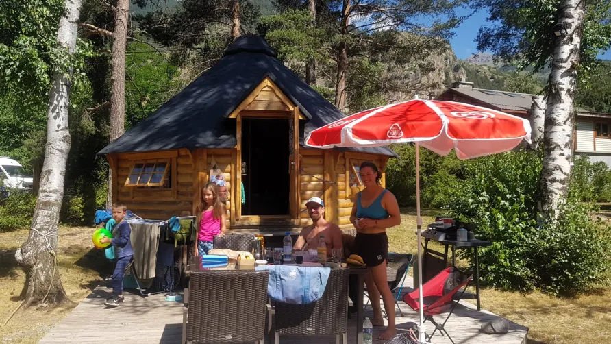 Camping-Caravaneige l'Iscle de Prelles