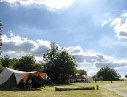 Camping Domaine de Corneuil