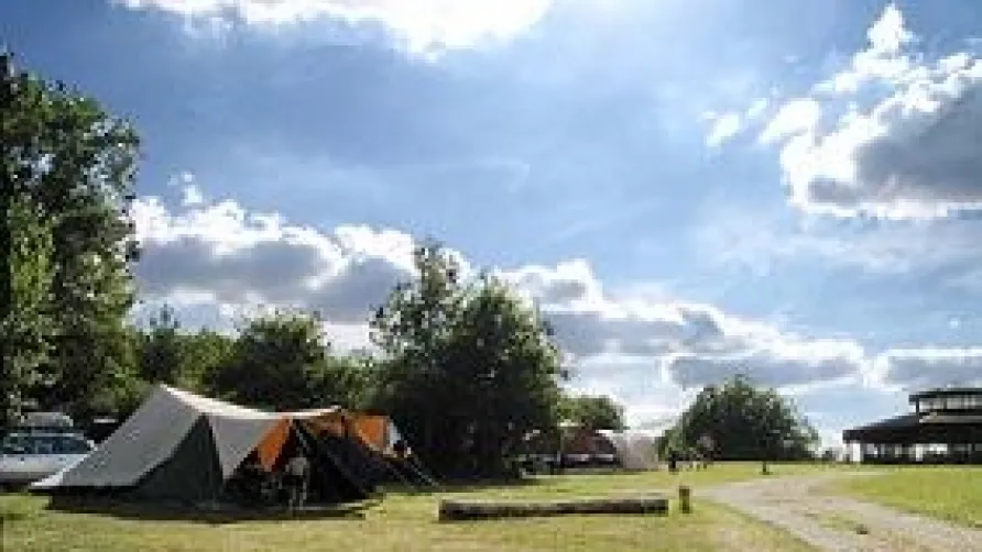 Camping Domaine de Corneuil