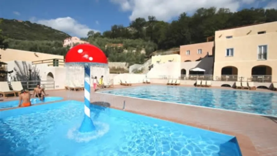 Il Villaggio di Giuele - Eurocamping Calvisio