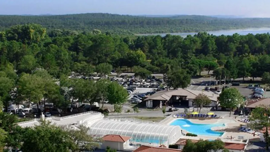 Camping Nature L'Airial****