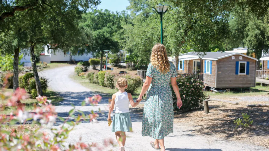 Camping Nature L'Airial****