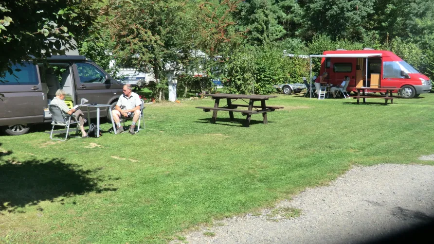 Nibelungen-Camping Am Schwimmbad