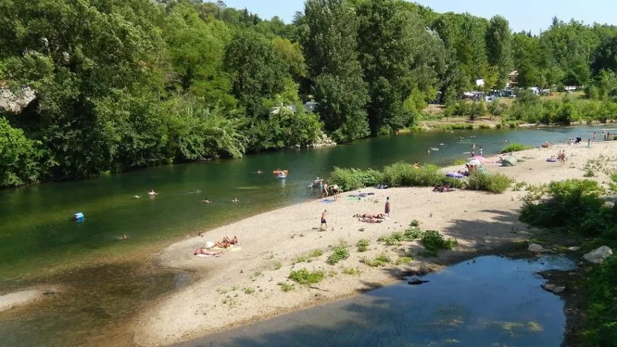 Camping *** La Plage