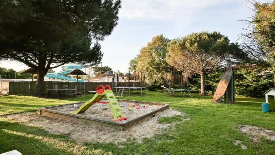Flower Camping Le Pavillon