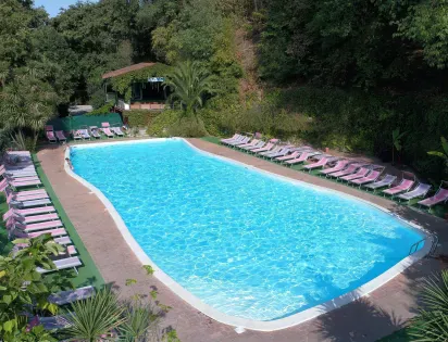 Seven Hills Camping & Village